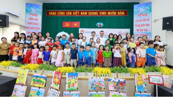 HƠN 8.300 TRẺ MẦM NON THAM GIA KỲ THI VẼ SÁNG TẠO TRẺ MẦM NON ĐƯỢC KHUYẾN KHÍCH GIẢI PHÓNG SỨC SÁNG TẠO THÔNG QUA TRANH