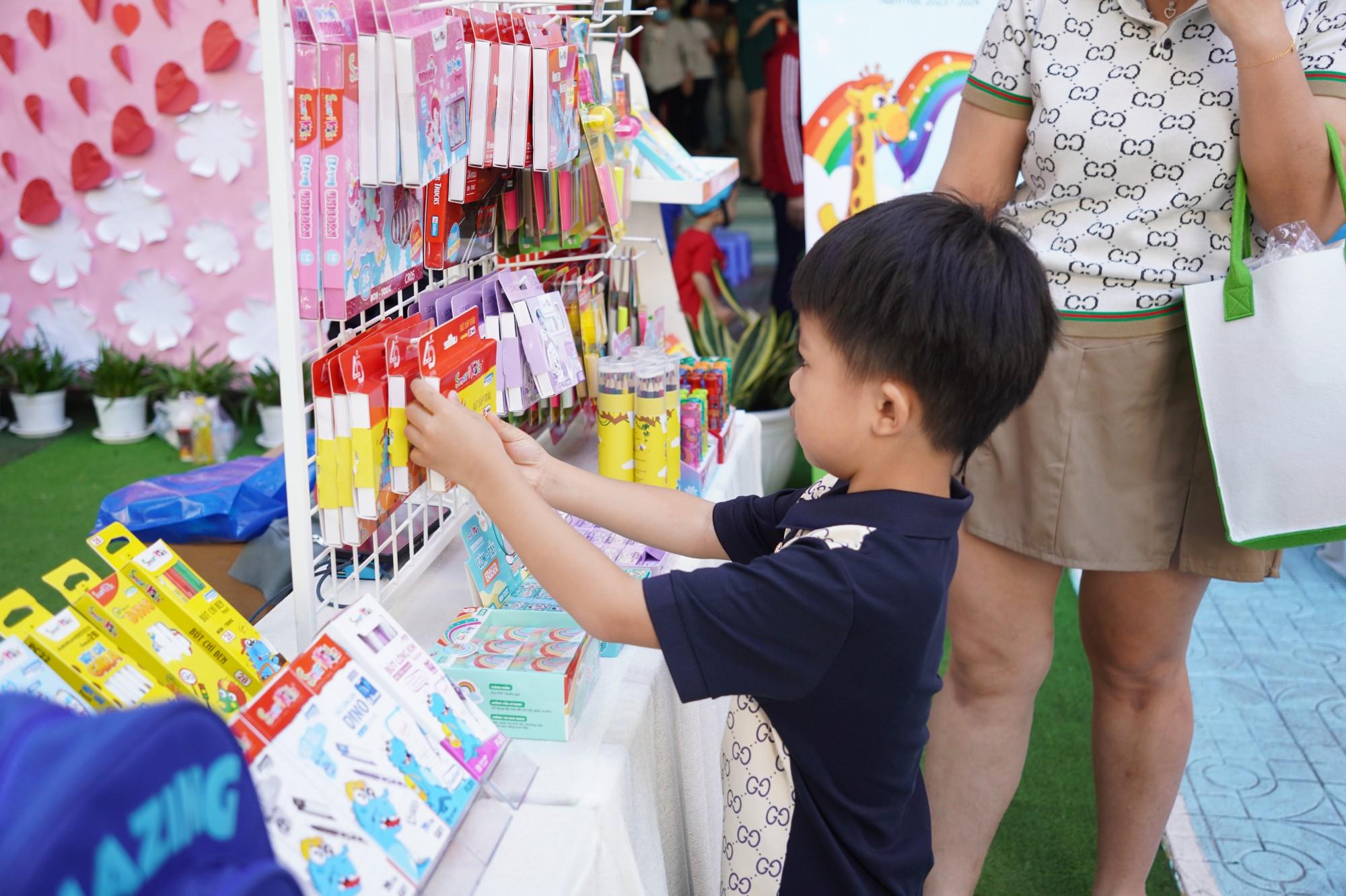 hoi-thi-be-ve- sang-tao-cung- bitex-nam-hoc- 2023-2024-4.jp g